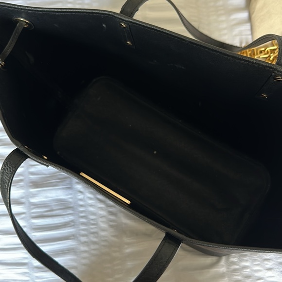 Michael Kors purse - Picture 6 of 9